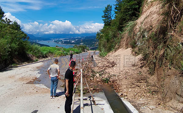 山區(qū)公路水毀修復